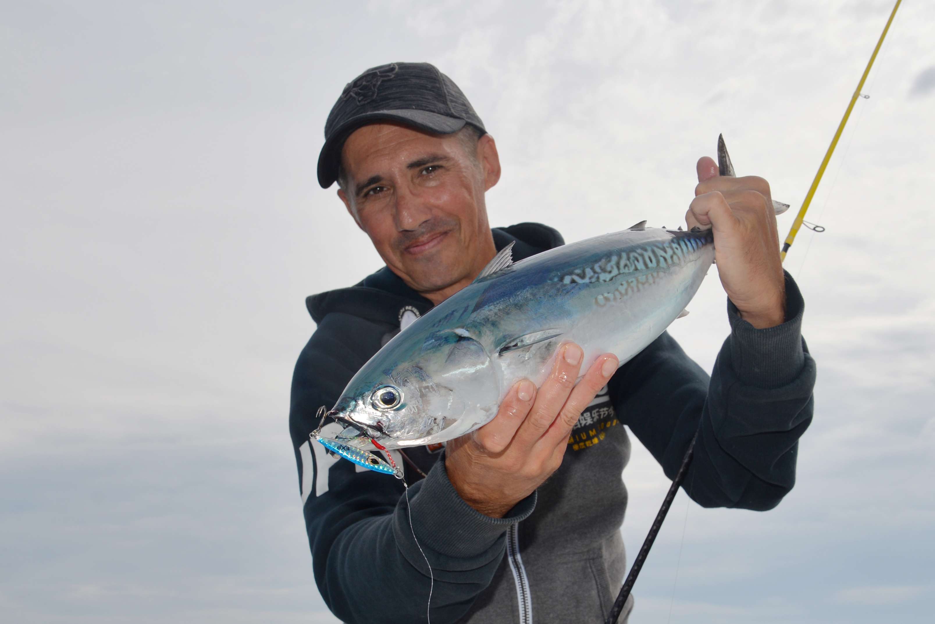 Bonitous au casting jig Meiji Explorer Tackle