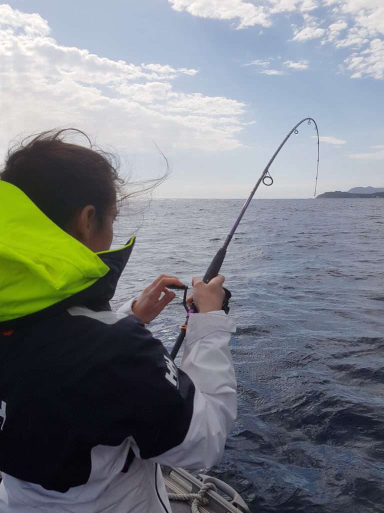 Gros combat avec un poisson pris au Crystal Minnow DD !